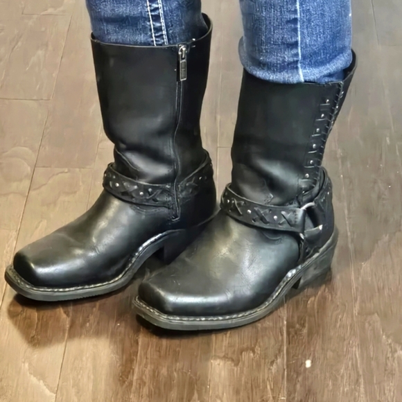 Womens Black Leather Harness Biker Riding Harley Davidson Boots size 8.5M - Picture 5 of 6